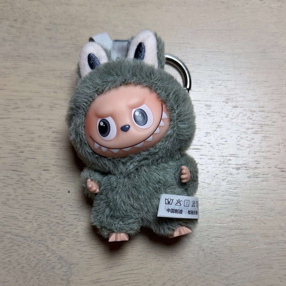 SECRET “!” / OMG Pin for Love Labubu by Pop Mart - WITh BOX